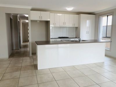 28 Bradford Circuit, Dubbo