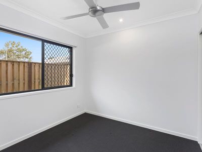 4 Fleming Street, Logan Reserve