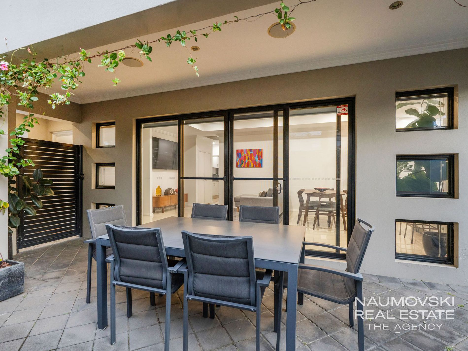 10A May Drive, Nollamara