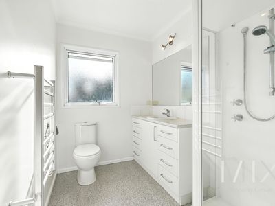 24 Heemskirk Street, Warrane