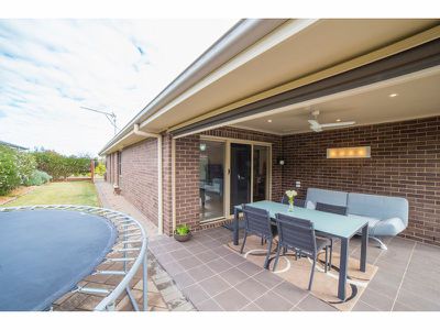 13 Javea Close, Dubbo