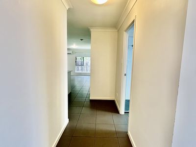 1 / 17 Kains Avenue, Brassall