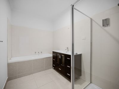 2 / 55 Walls Road, Werribee
