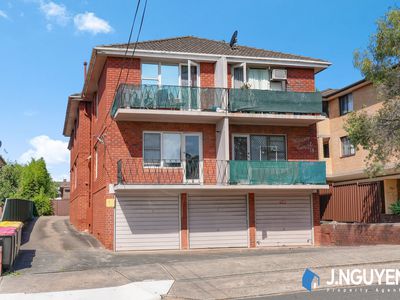 2 / 14 Denman Avenue, Wiley Park