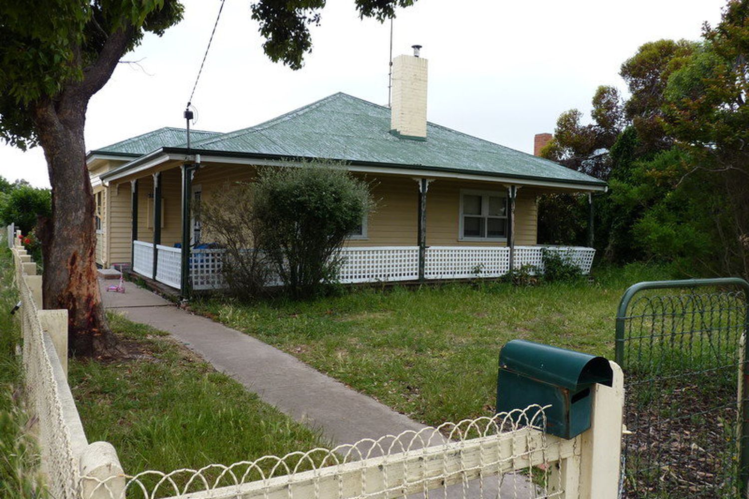 27 Gardenia Street, Horsham