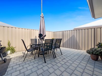 11 / 11 Bakana Loop, Landsdale