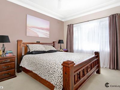 28 Fisher Street, Oak Flats