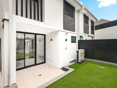 13 Monument Drive, Castle Hill