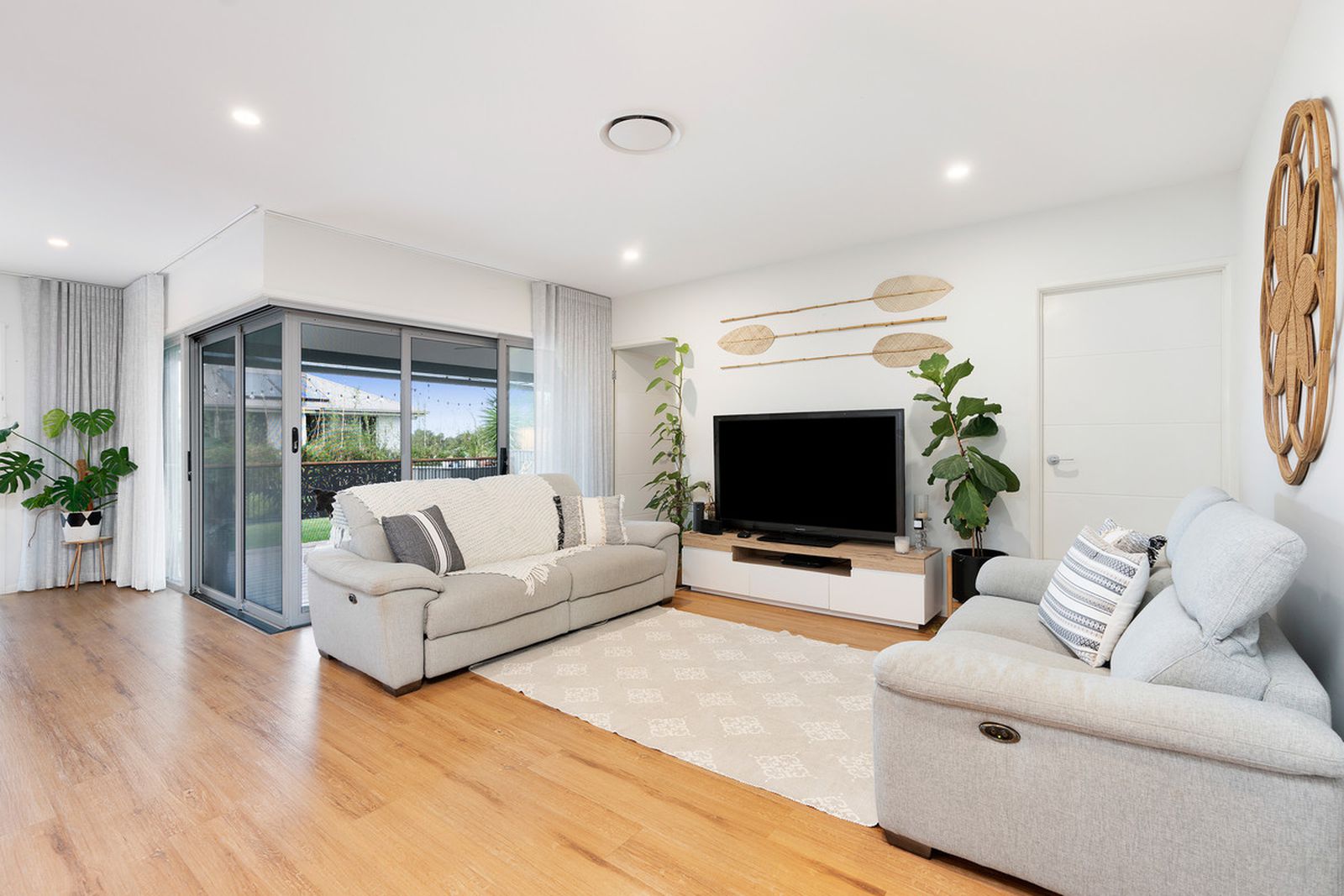 Photo 6 of 15, 12 Feathertail Place, Peregian Springs