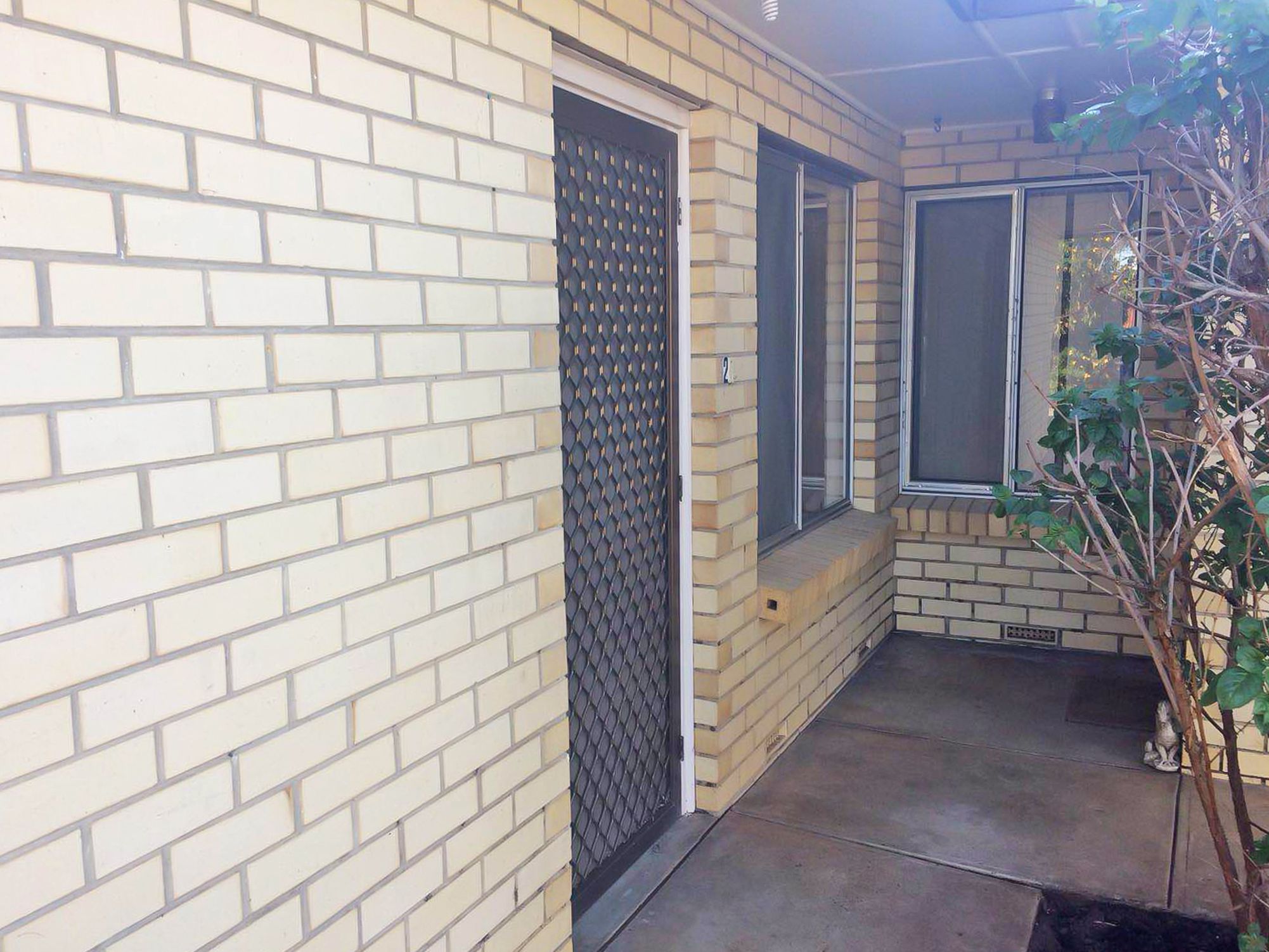 2 / 835 Grand Junction Road, Valley View