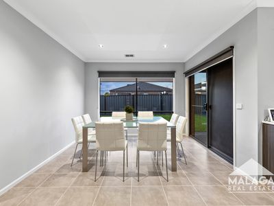 16 Palmer Parade, Derrimut
