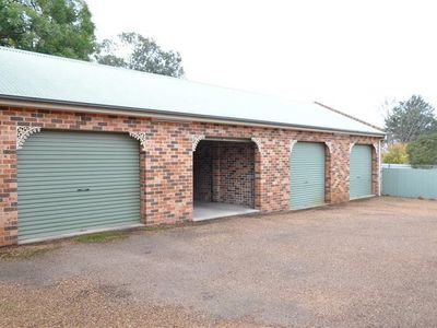2 / 50A Sherriff Street, Forbes