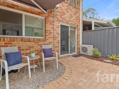 18 / 27 Rain Tree Glen, Coombabah