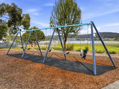 1 Taree Crescent, Gravelly Beach