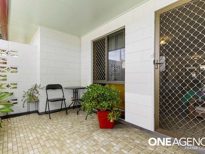 21 Cooloola Crescent, Urangan