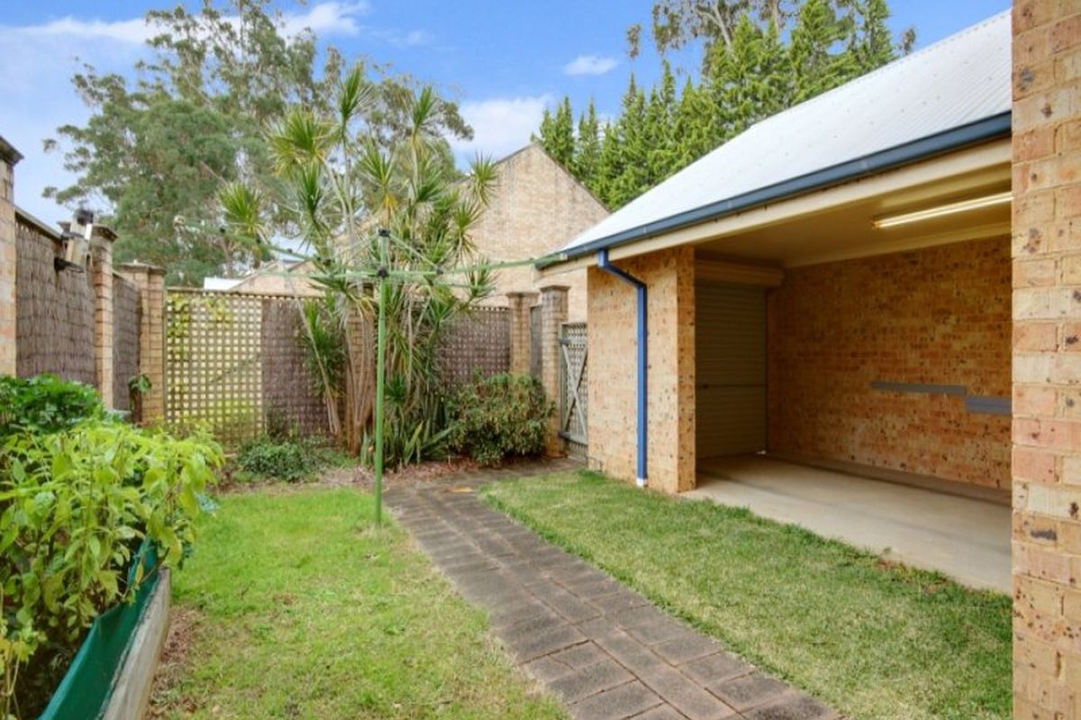 11 / 15 Koolang Road, Green Point