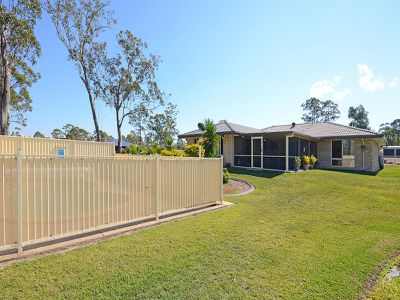 11 SOUTHFORK CCT, Burrum Heads