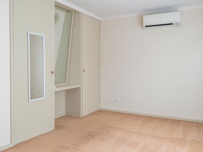 127a Namatjira Drive, Fisher