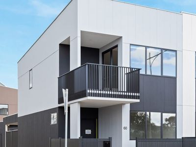 60 Mainview Boulevard, Truganina