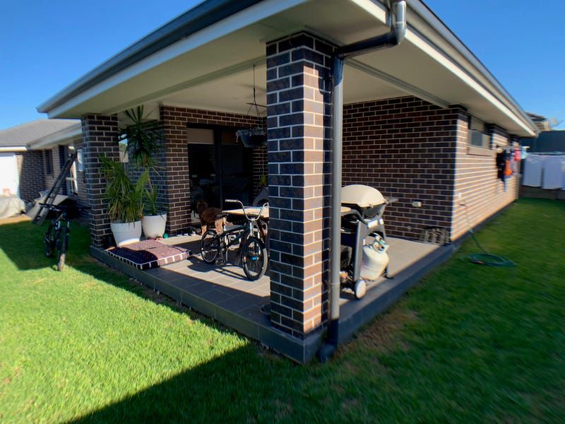 5 Auld Street, Elderslie