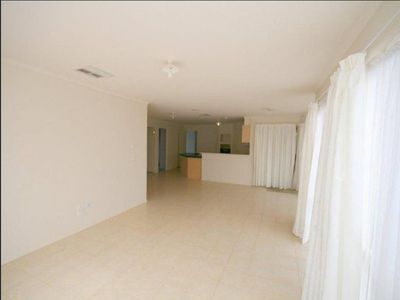 2 Brookville Avenue, Werribee