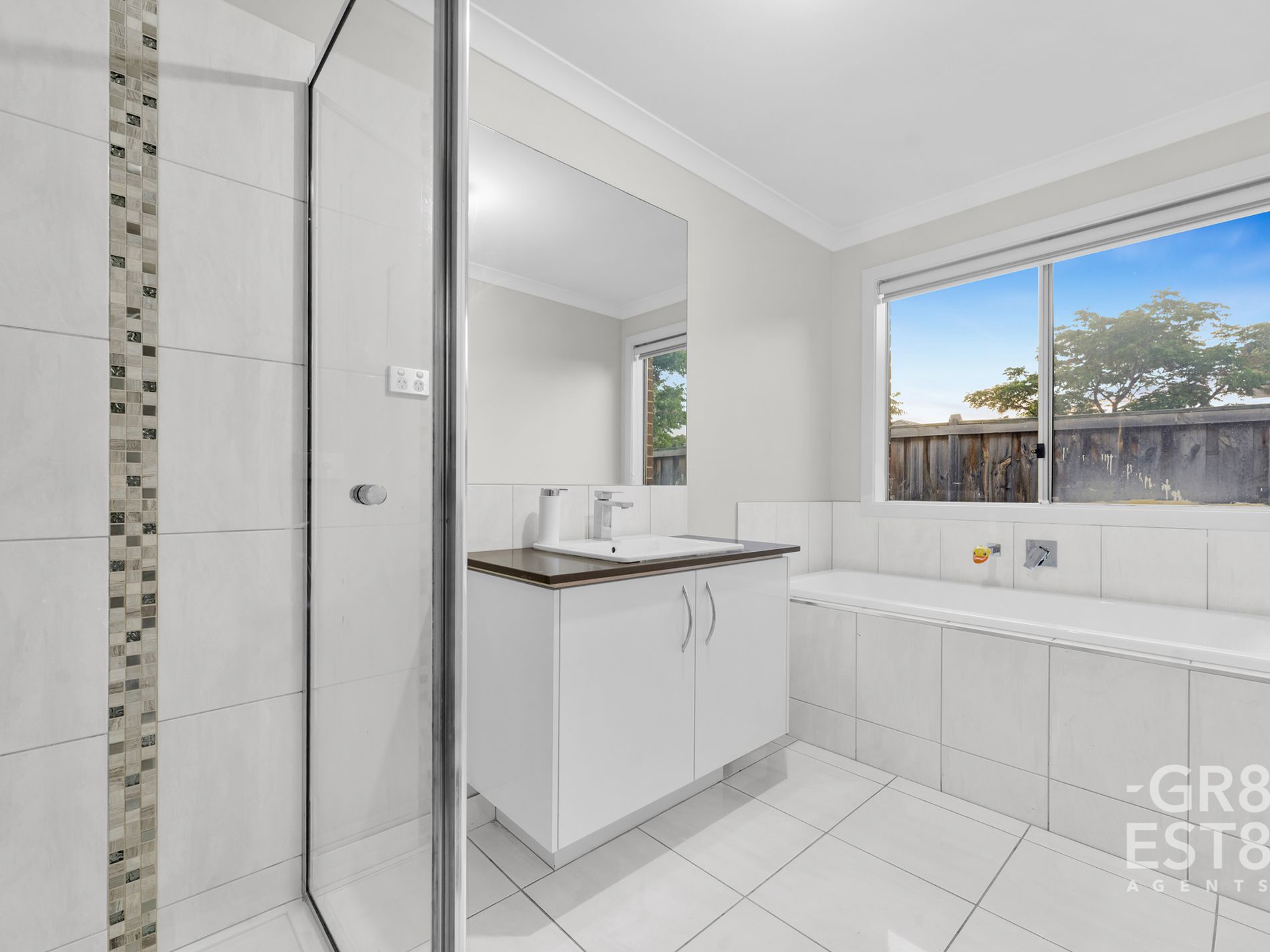 72 Aquatic Drive, Cranbourne West