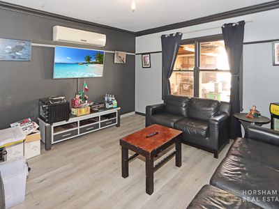 27 Taverner Street, Berriwillock