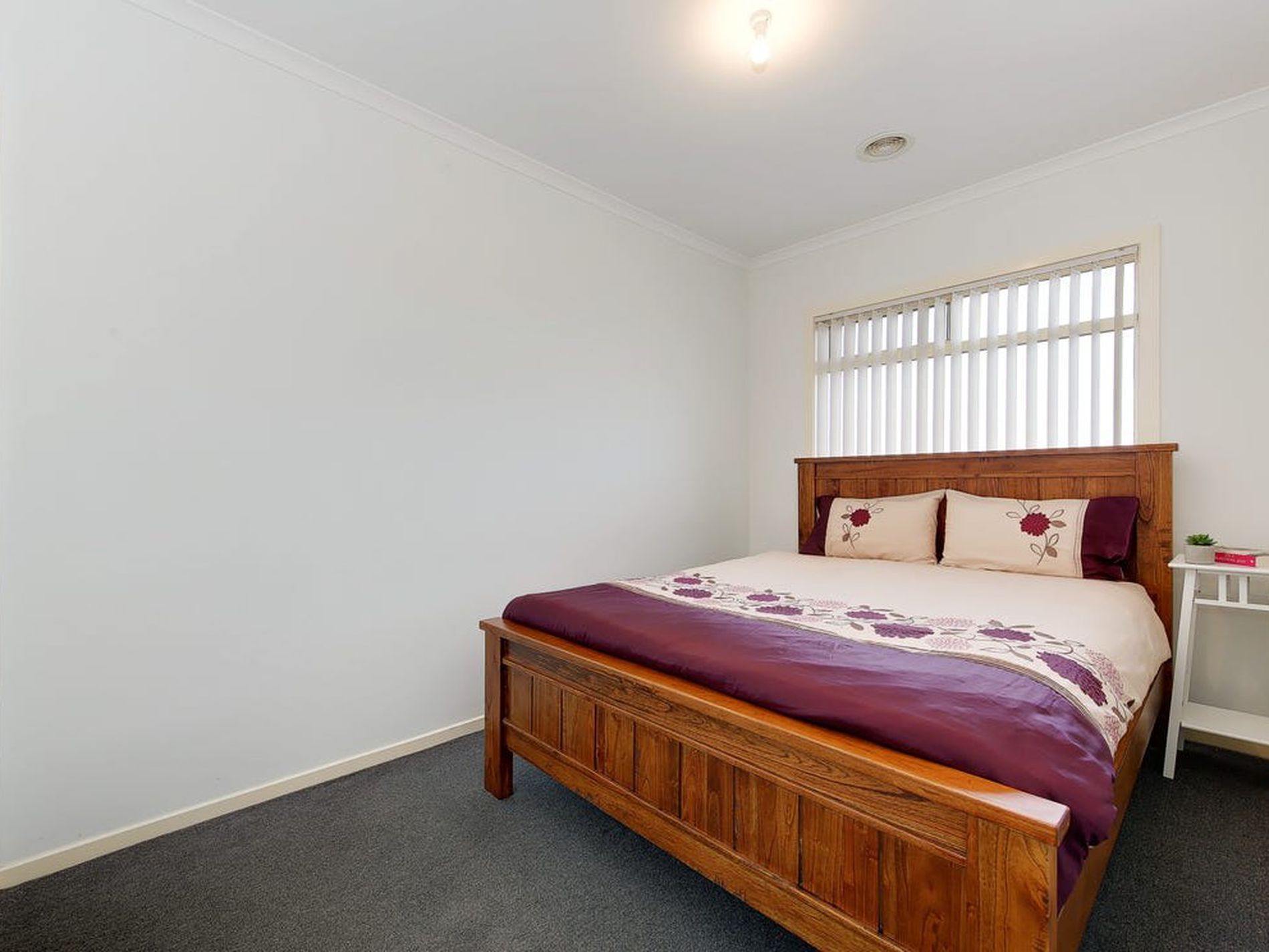 8 Sussex Court , Tarneit