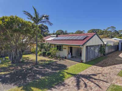 9 Hyland Avenue, Narooma