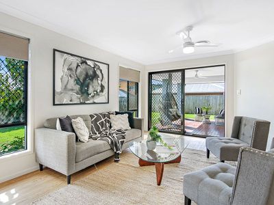 10 Longstaff Crescent, Pimpama