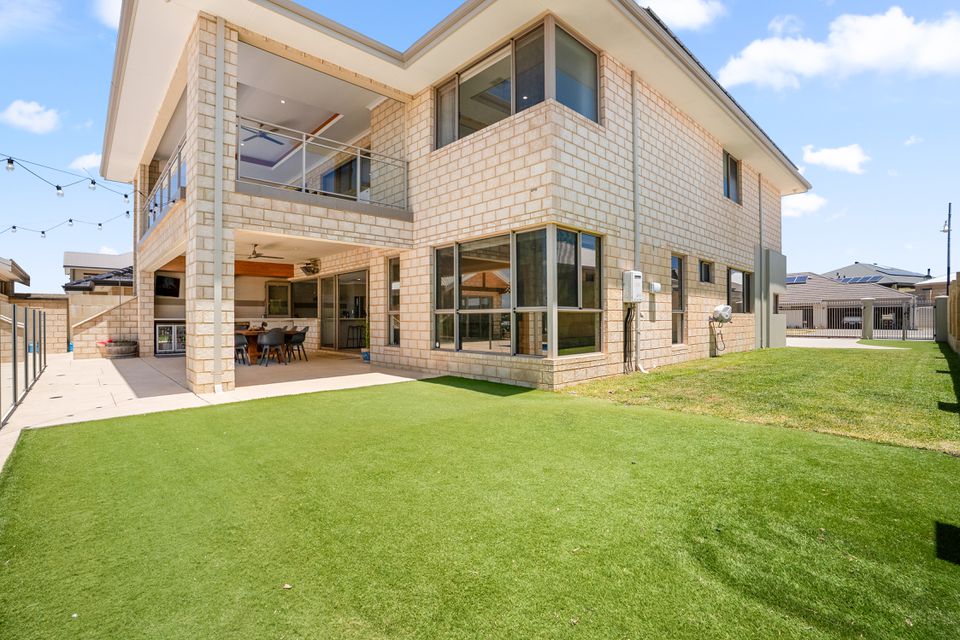 43 Holloways Ridge, Secret Harbour