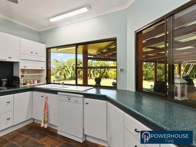 62591 Bruce Hwy, Cowley
