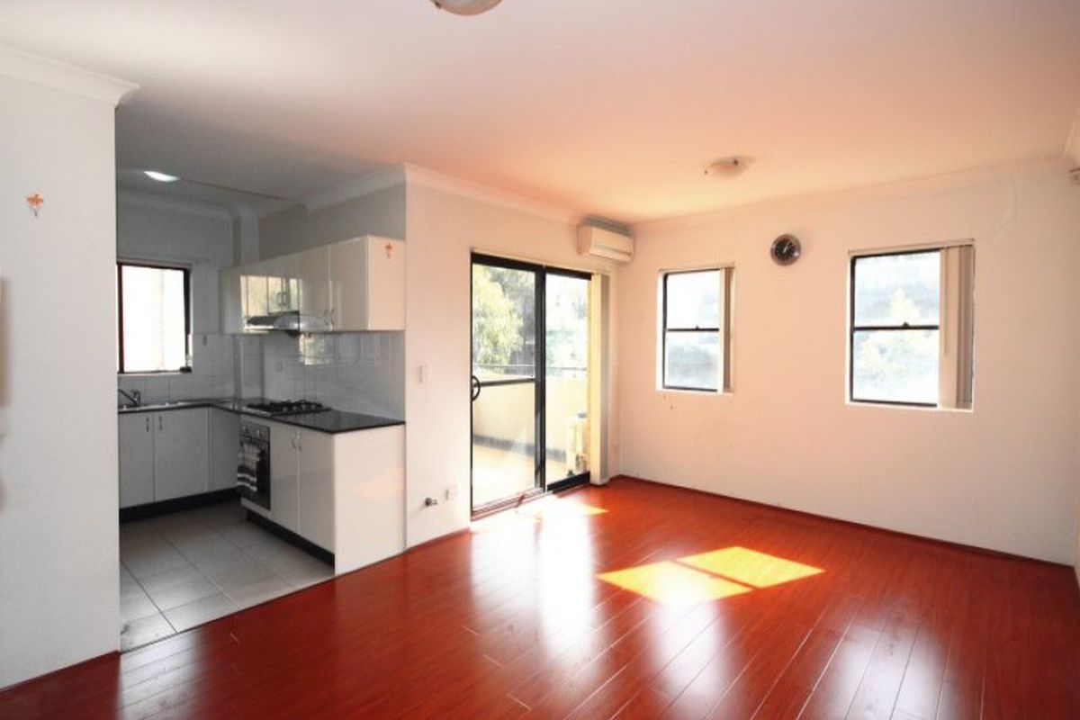 14 / 33-35 Eastbourne Road, Homebush West