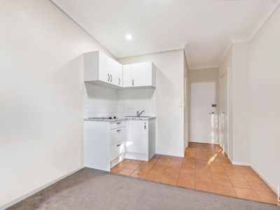 13 / 142 Faunce Street, Gosford