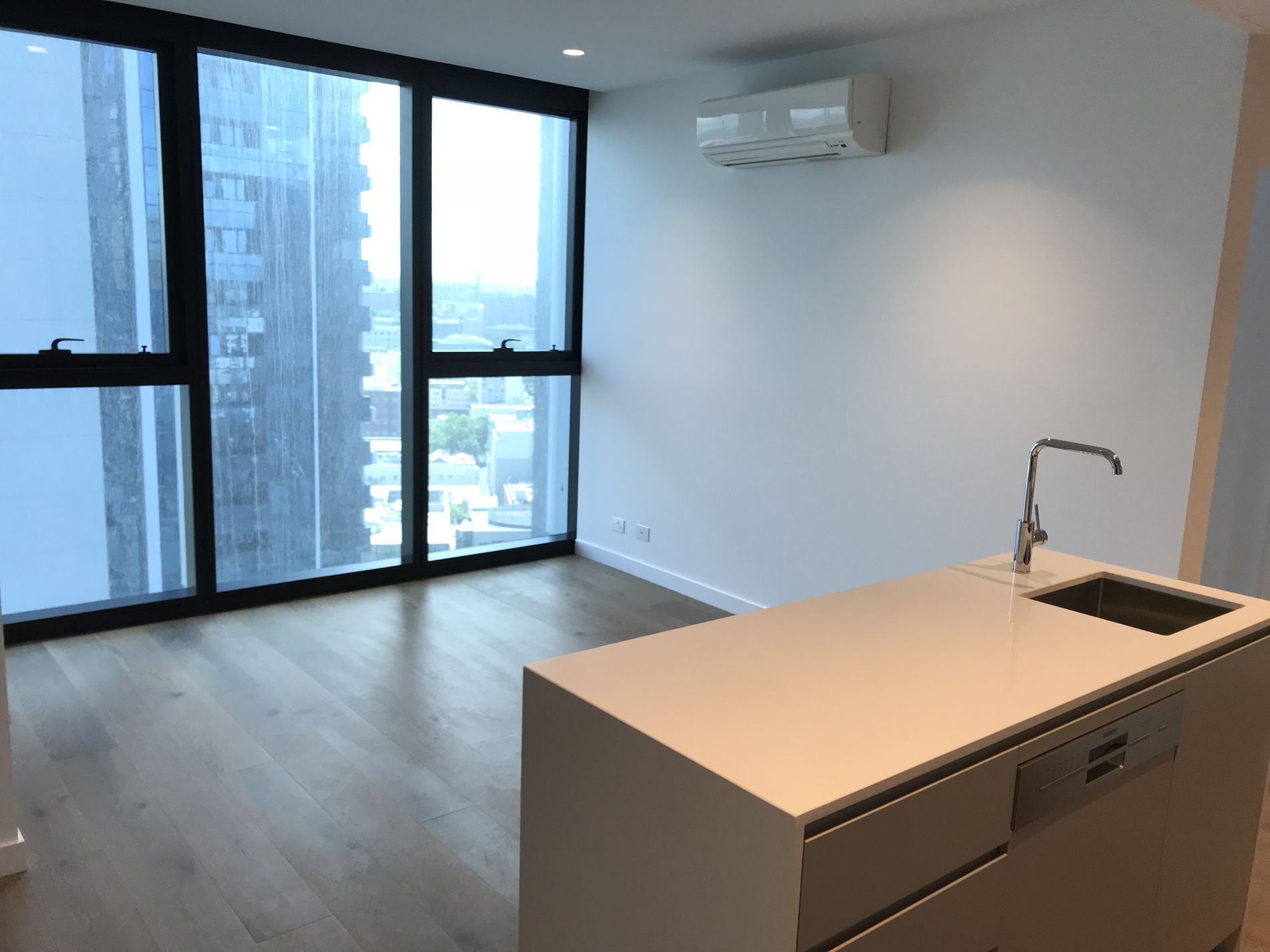 2210 / 462 Elizabeth Street, Melbourne