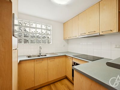 9 / 81 Guthrie Street, Paddington
