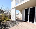 84 Congenial Loop, Atwell