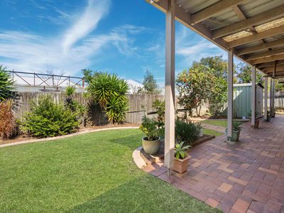 6 / 7 Lowmead Street, Underwood