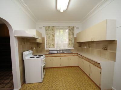 55 Endeavour Road, Georges Hall