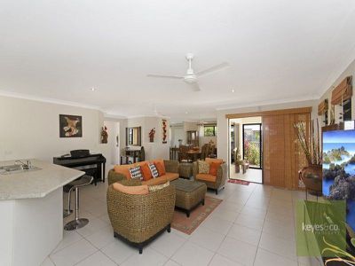 18 Waterlily Circuit, Douglas
