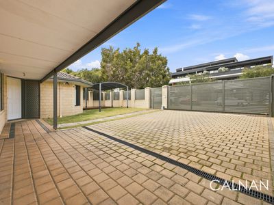 8A Bradshaw Crescent, Manning
