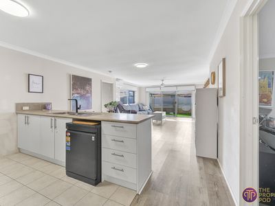 1 Bullfinch Street, Huntingdale