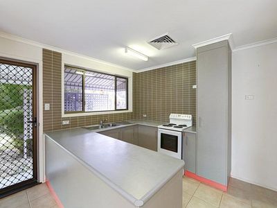 2 / 5 Newton Court, Bargara