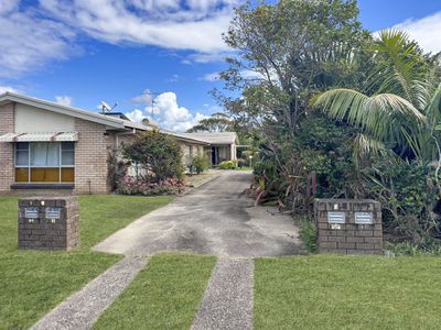 2 / 6 Burwah Terrace, Caloundra