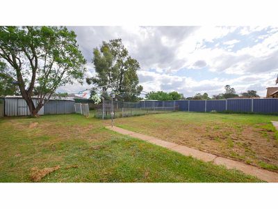 10 Nelson Place, Dubbo