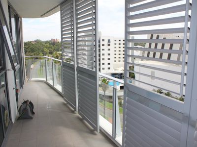 806 / 21 Bow River, Burswood
