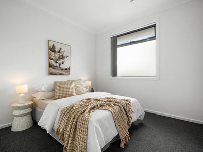 2 / 129 Commercial Road, Salisbury