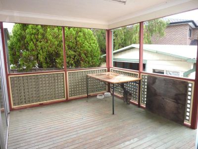 24 Romilly St, Riverwood