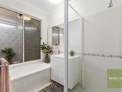 15 River Park Drive, Annandale
