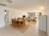 unit 01 / 51 Nyanza Street, Woodridge